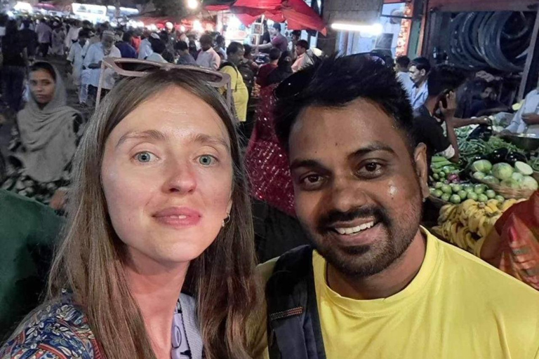 Mumbai Night Tour: Colaba, CSMT, Marine Drive & Night Club