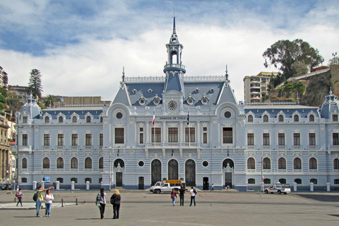 Zwiedzanie Santiago z wycieczką do Valparaiso i transferem lotniskowym