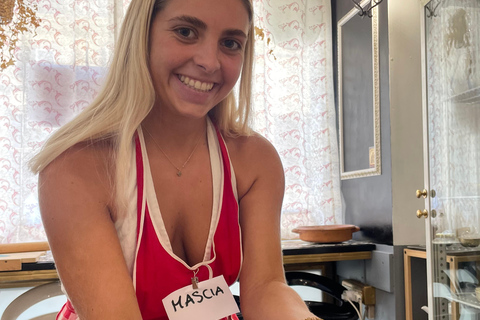 佛罗伦萨：意面制作课程，含晚餐、葡萄酒和... 唱歌！佛罗伦萨：意面制作课程，含晚餐、葡萄酒...还有歌唱！