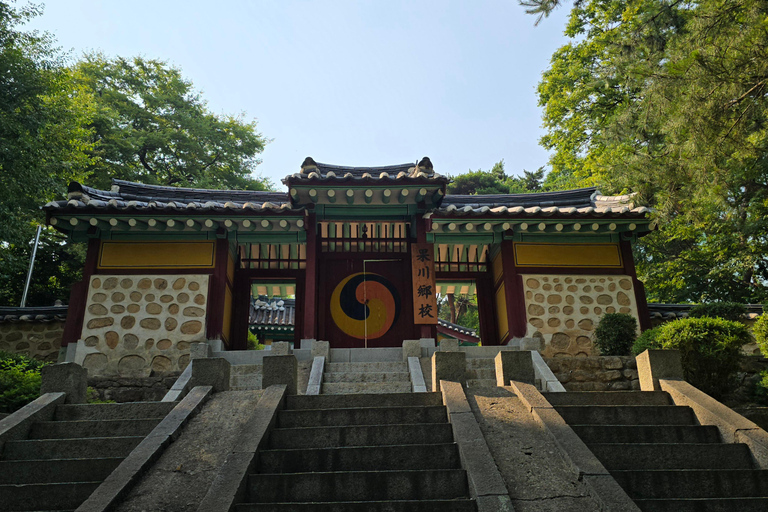 Seoul: Mt. Gwanaksan Full-Day Trek