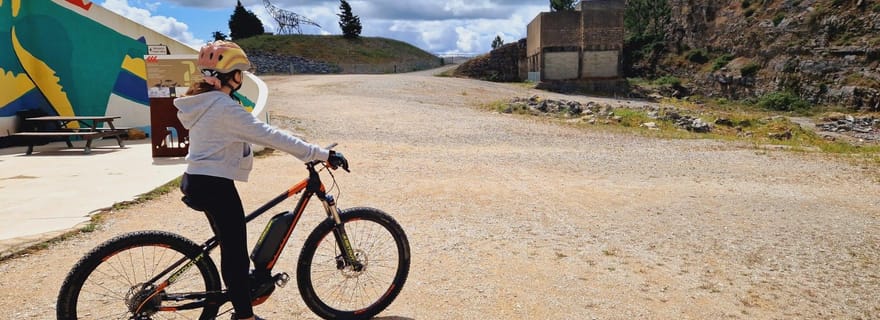 Fátima : Excursion en E-Bike au Monument Naturel des Empreintes de Dinosaures