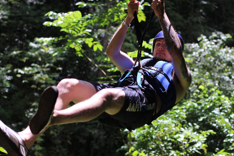 Damajagua: Zip Line und Wasserfall Abenteuer mit Mittagessen