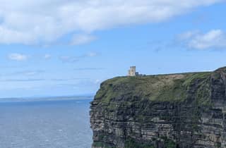 Dublin: Private Luxus-Tagestour zu den Cliffs of Moher