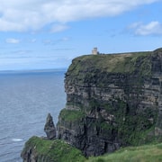 Dublin: Private Luxury Day Tour to the Cliffs of Moher