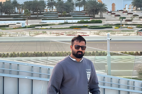 Excursion d&#039;une jounée complète à Abu Dhabi - Grande mosquée, musée du Louvre et plus encoreExcursion d&#039;une journée à Abou Dabi : grande mosquée, musée du Louvre et plus 