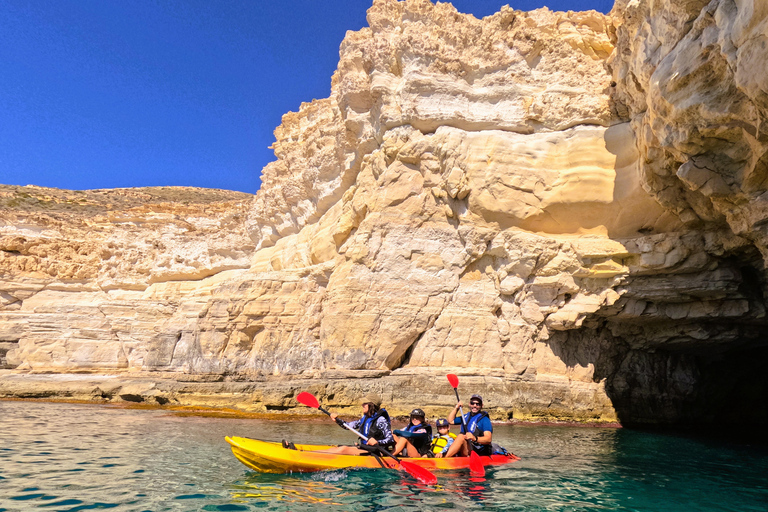 CABO DE GATA: GUIDED KAYAK ROUTE + SNORKEL + FREE PHOTOS