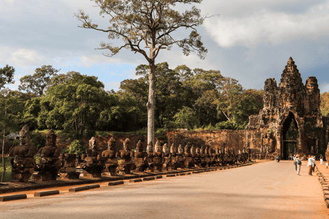 Privat soluppgång Angkor Wat-turPrivat soluppgång Angkor Wat-tur med tysk reseledare