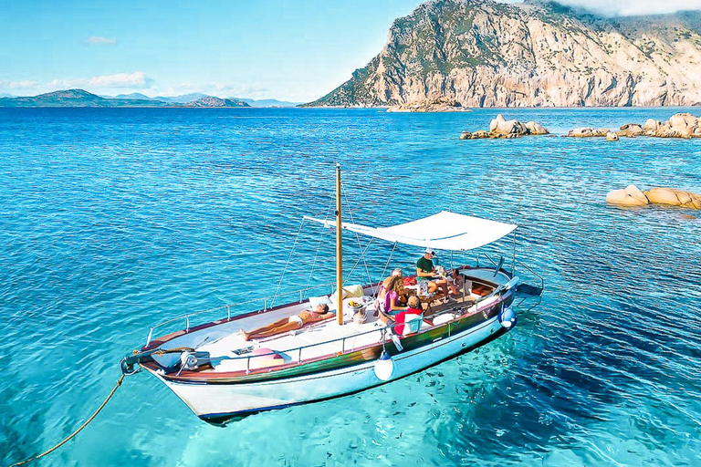 Porto San Paolo: Half Day Boat Tour to Tavolara and Molara