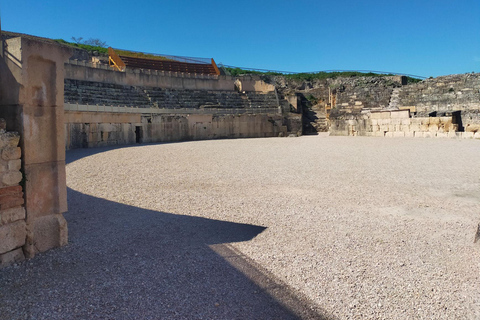 Visiting historic Segobriga, ancient Roman town near Madrid