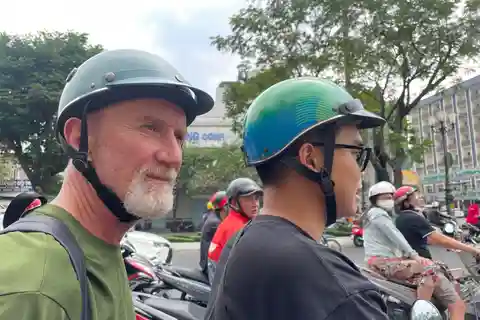 Ho Chi Minh: Explore the city by motorbike