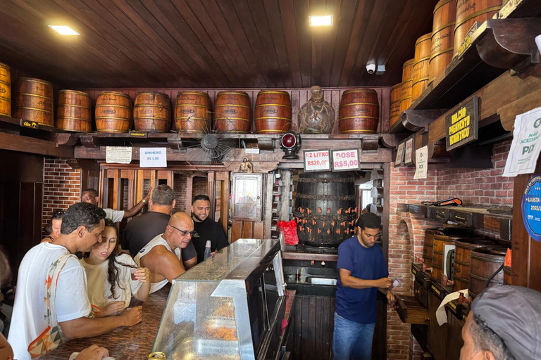 Salvador: Bahia Bites Food Tour with 12+ Tastings