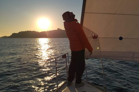 2 hours sunset sailing in a sailboat in Platja d'Aro 2 hours sunset sailin in a sailboat in Platja d'Aro