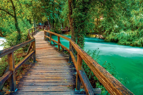 Tour privado de un día por las Cascadas de Krka y el Castillo de Juego de Tronos