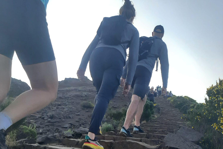 Funchal: Caminhada guiada ao nascer do sol e Escada para o Céu