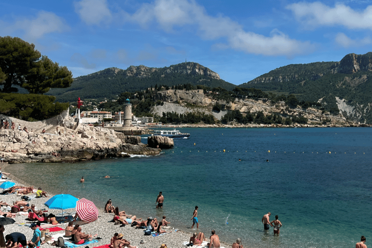 Z Marsylii do Cassis: podróż do serca calanques i tradycji.Marsylia - Cassis: opcja publiczna