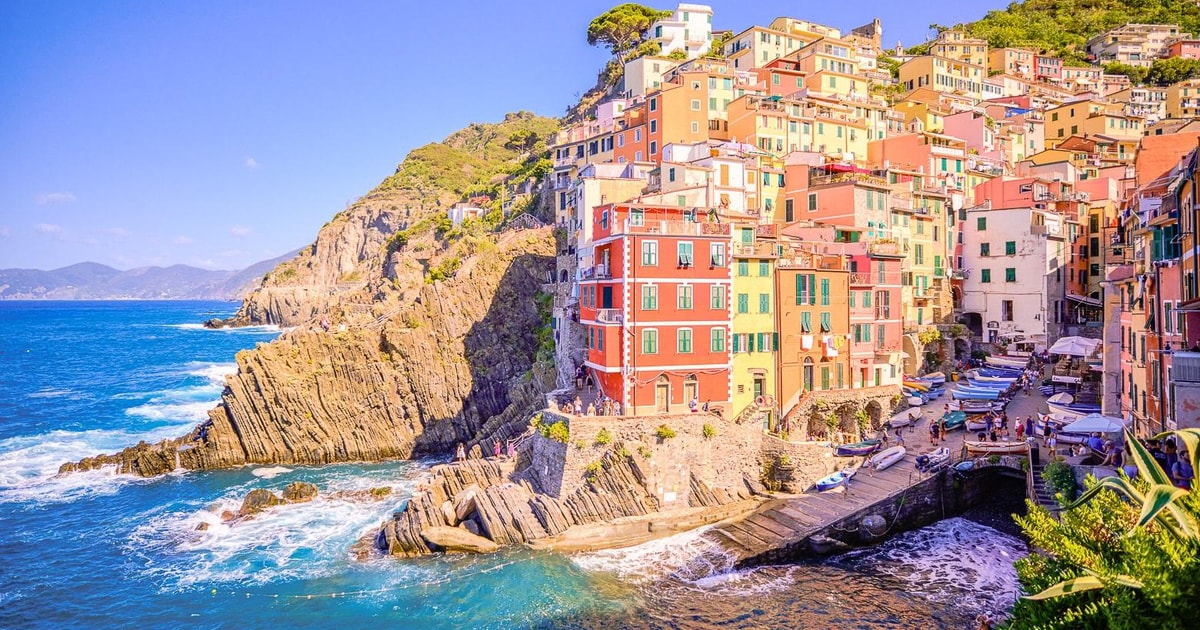 From Florence: Round Trip Transfer to Cinque Terre | GetYourGuide