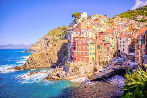 From Milan:Cinque Terre National Park with Limoncino Tasting Cinque Terre From Milan: Low Cost Spanish Tour
