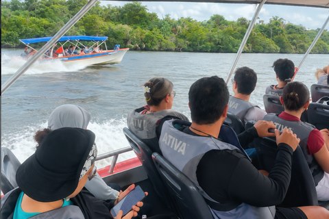 Shared Boat Ride in Barreirinhas – Rota das Emoções Shared Boat Ride in Barreirinhas – Route of Emotions