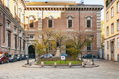 Milano: Tour guidato della Pinacoteca e del quartiere di BreraGiro in inglese