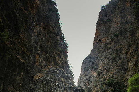 Chania Area with Pick up: Samaria Gorge Hike and Boat Ride