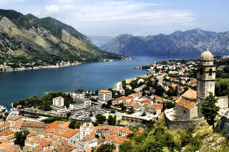 De Tirana / Durresi/ Lalezi : Excursion d&#039;une journée à Budva et KotorAu départ de Tirana et de Shkodra : Excursion d&#039;une journée à Budva et Kotor