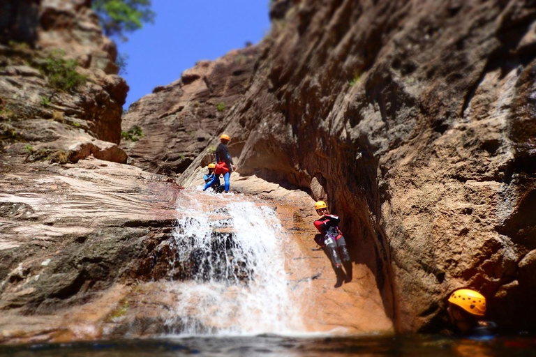 Propriano: Baracci Canyon Beginners Canyoning Tour