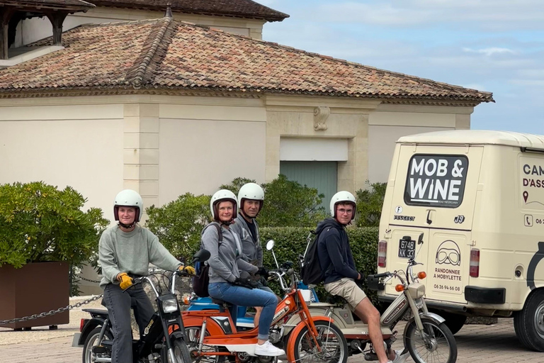 Saint-Emilion: gite e visite in motorini d&#039;epocaSaint-Emilion: gite e visite in motorini vintage