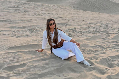 "Luxury Sunset Picnic and Private Dune Buggy Experience in Huacachina"