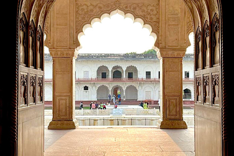 Desde Delhi: Taj Mahal Agra Tour Privado de un Día con TrasladosAgra Tour Privado de un Día con Traslados - CON TARIFA DE ENTRADA