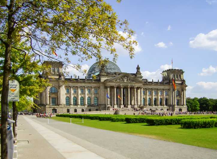 Berlijn: Reichstag, plenaire zaal, koepel en regering