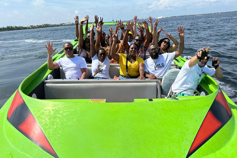 Panama City: Sunset Tour with Dolphin Watching Panama City: Sunset Speedboat Tour with Dolphin Watching