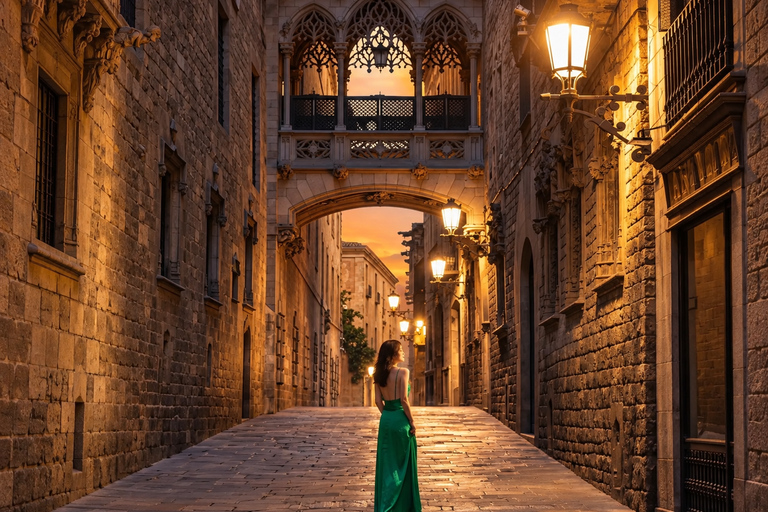 Barcelona: Gothic Quarter Myths & Dark History Night Tour