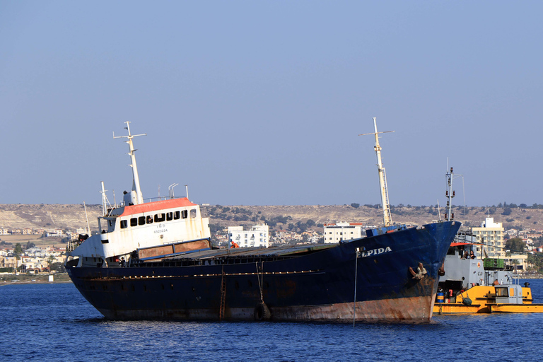 Larnaca: Private Wreck Diving Tour with Gear & Photos