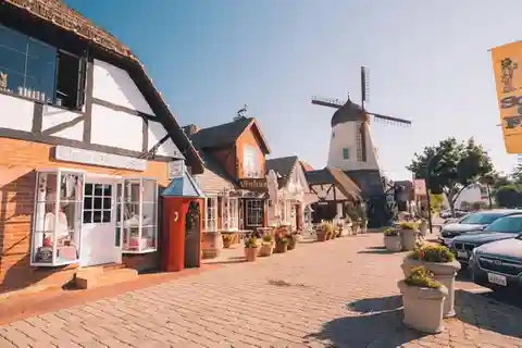 Solvang: Old Mission Santa Ines and Windmill App-Guided Tour