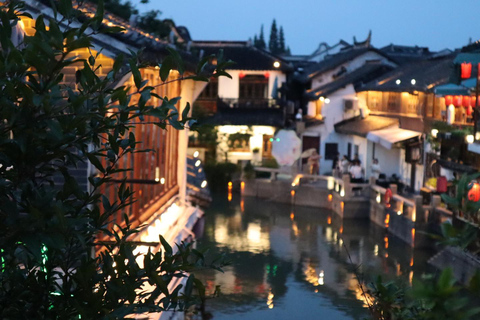 One Day Tour in Shanghai: Zhujiajiao Water Town-Yu Garden