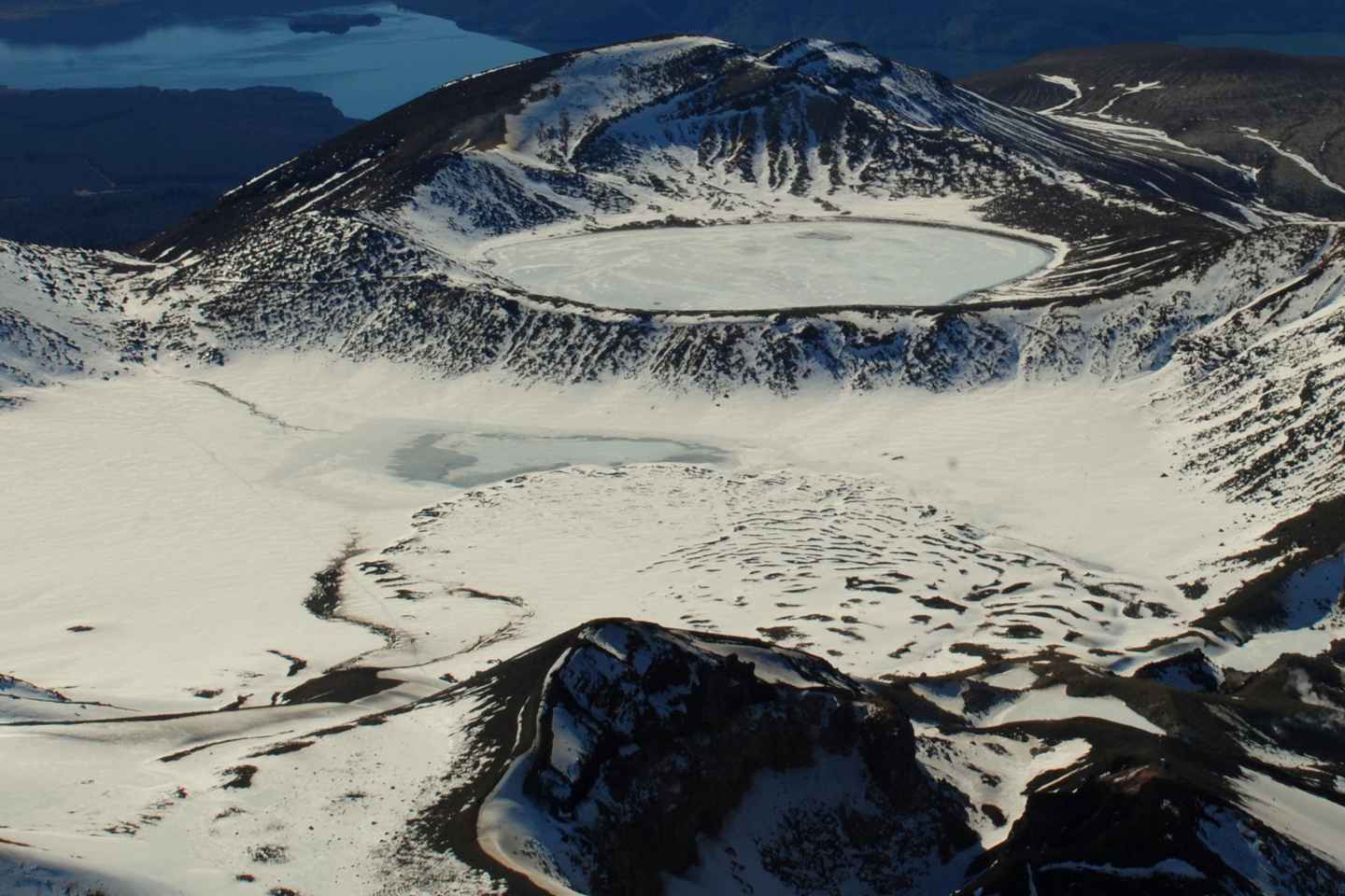 Taupo: Tongariro Crossing Scenic Helicopter Flight - Taupo: Tongariro Crossing Scenic Helicopter Flight