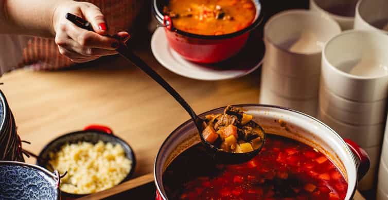 Budapest: Hungarian Dinner & Show with Unlimited Drinks photo 2