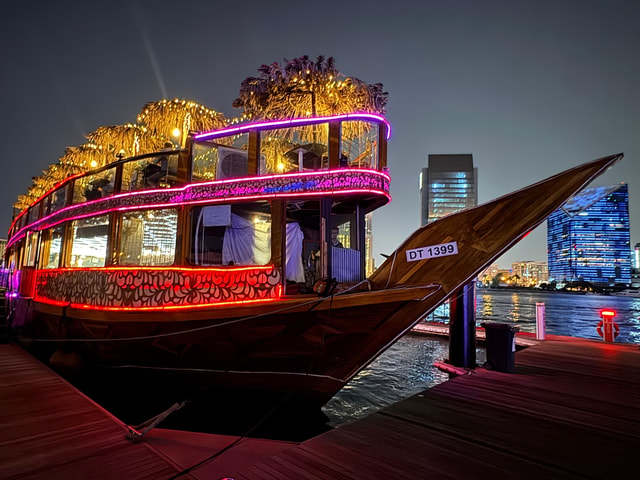 Dubai Dhow Cruise Creek,Marina Shows,Buffet & Drinks options