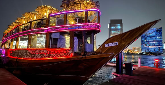 Dubai Dhow Cruise Creek,Marina Shows,Buffet & Drinks options