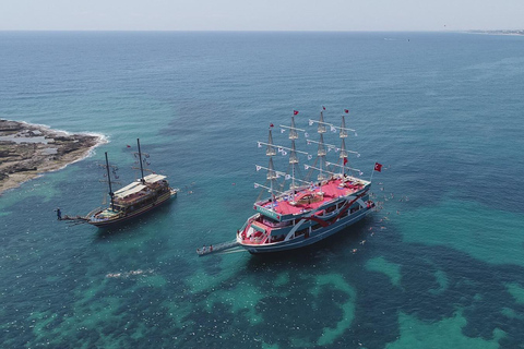 Gita in barca all&#039;isola dei delfini da Side: un&#039;avventura in mare