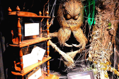 Wrocław: MovieGate Underground Shelter & Film Exhibition