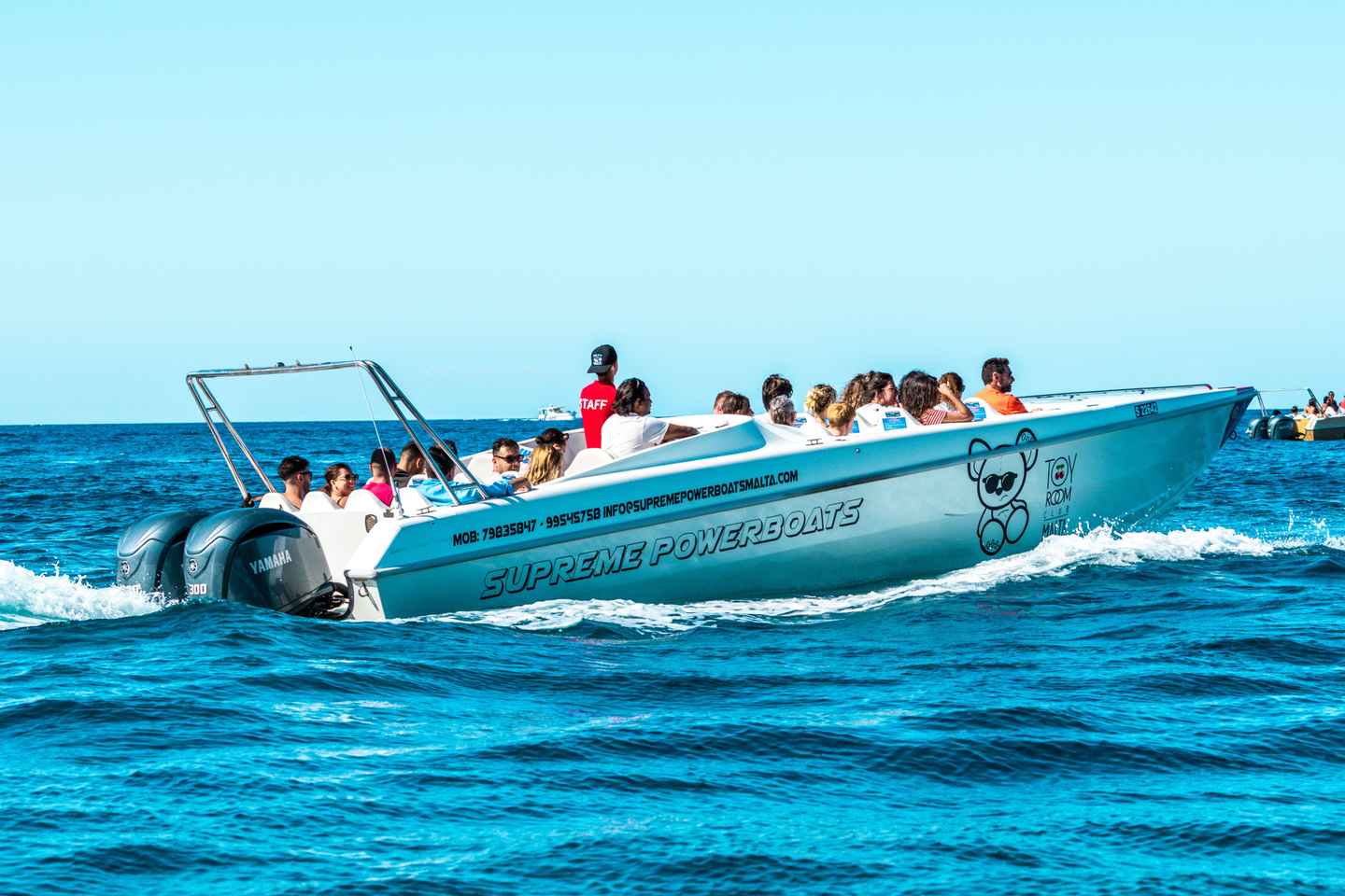 Sliema: Powerboat trip to Gozo & Comino with Caves