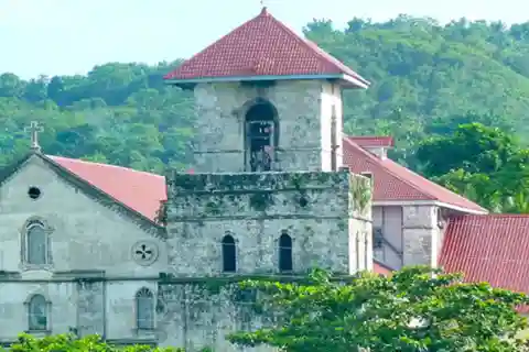 Bohol: Choco Tour with Lunch Buffet and Sikatuna Mirror