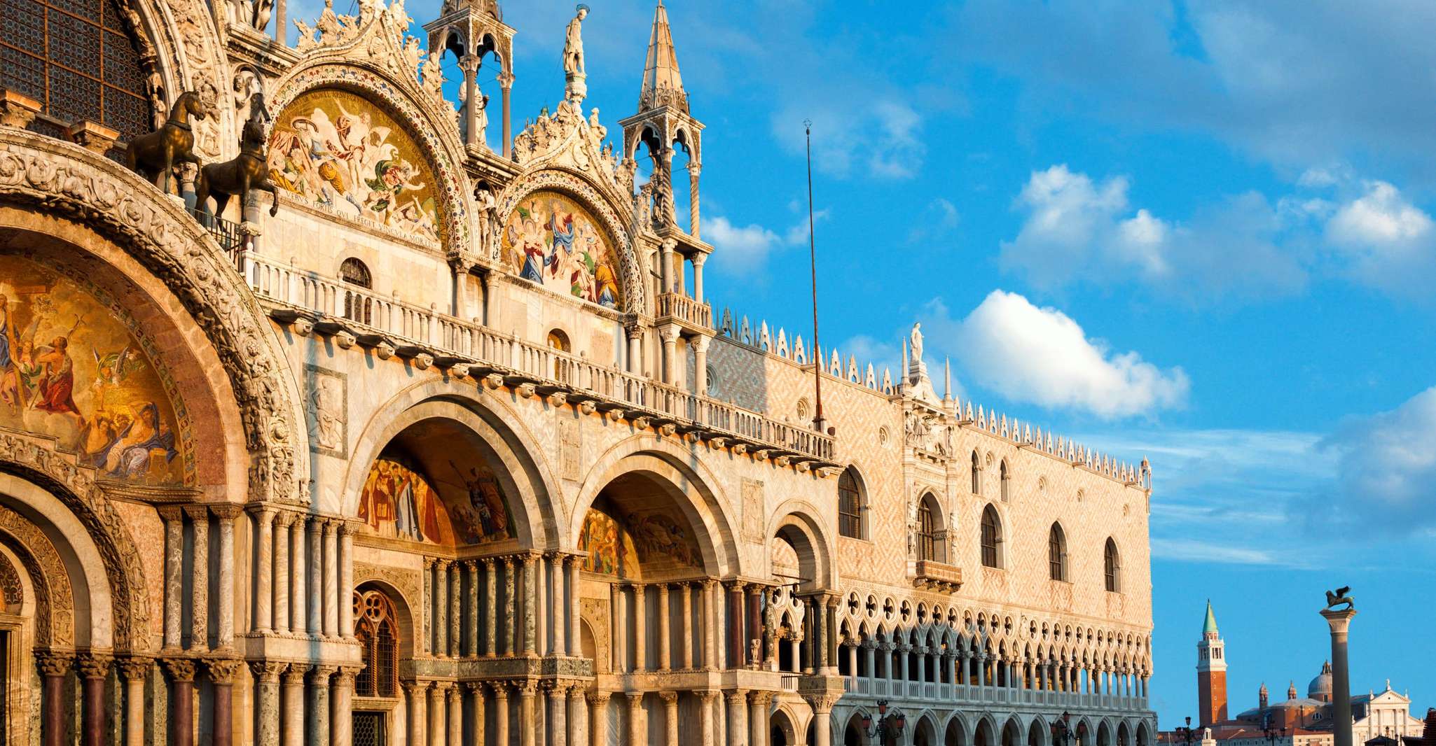 Venice Doge Palace and St Marks Tour in Venice, Italy