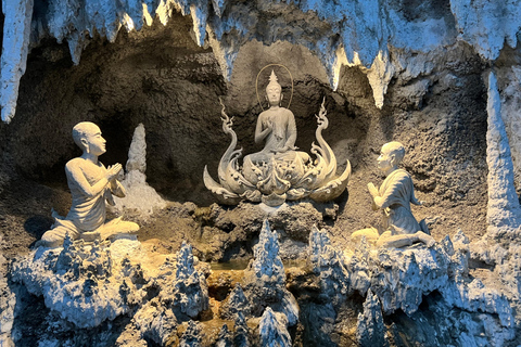 Chiang Mai: Chiang Rai-White-Blue-Big Buddha &amp; Lalitta Café[Privat] Chiang Rai-Weiß-Blau-Big Buddha &amp; Lalitta Café