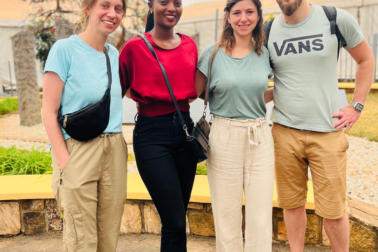 Kigali: Guided Art, History, and Food Tour with Moto Ride