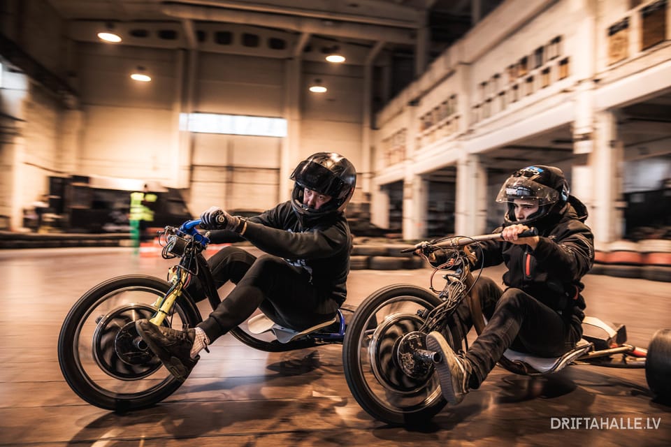 Riga Drifta Halle Extreme rit van 20 minuten op een drift trike
