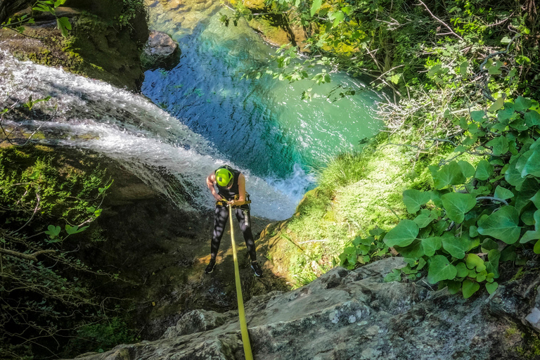 Budva: Drenostica Canyon Canyoning Adventure