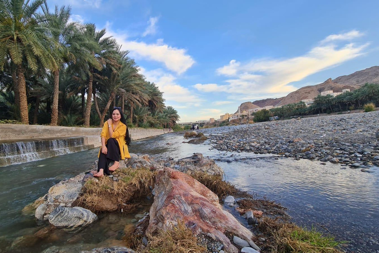 Muscat: 5 Hours City and Fanja Heritage Tour with Guide