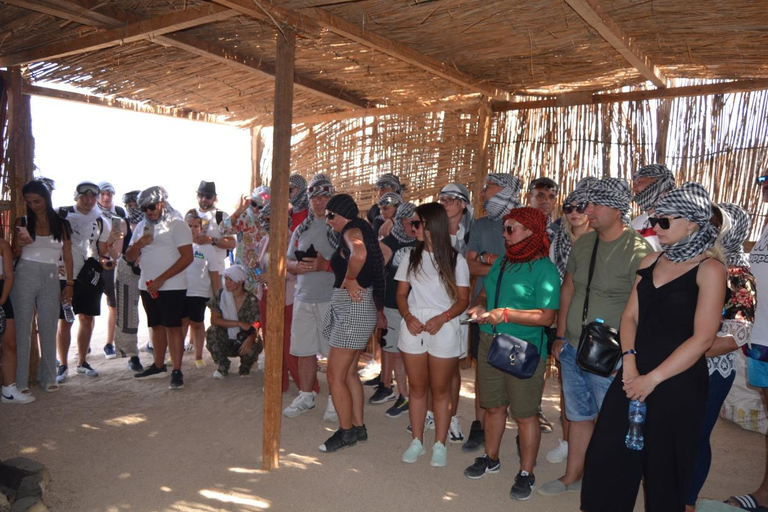 Hurghada: Quad Bike and Camel Ride with Dinner and Show pickup from hotels inside hurghada